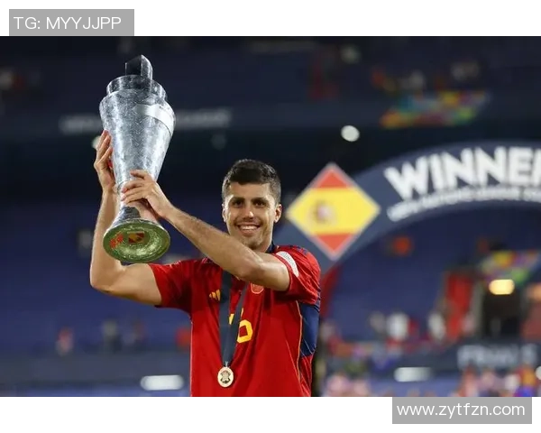 罗德里引领中场革新展现全能实力为曼城创造新辉煌